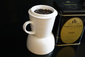 Harney and Sons Paris Black Tea and Fruit Blend Photo 1