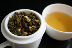 Thes de la Pagode Argumes Citrus Green Tea Blend Image 3